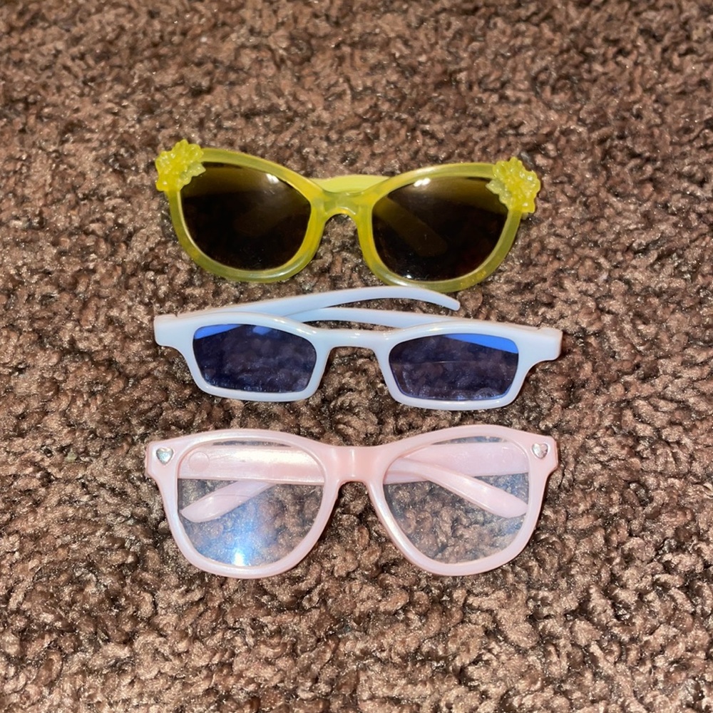 Glasses for American girl dolls- 3 glasses included